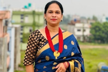 सांसद बन्ने बाटोमा बादी समुदायकी सुशिला  !